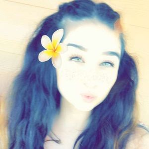 Meet your Posher, Valerie